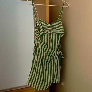 Le lis green striped dress